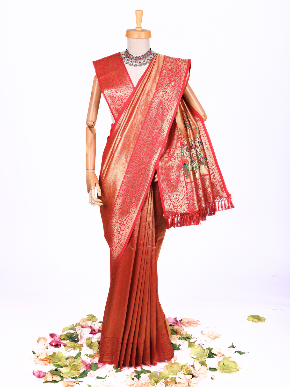 Red color Kanjivaram work Designer Saree BLS1017_Red