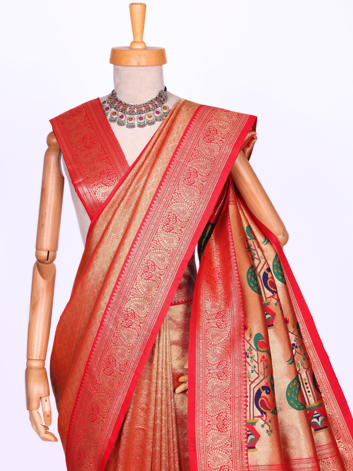 Red color Kanjivaram work Designer Saree BLS1013_Red
